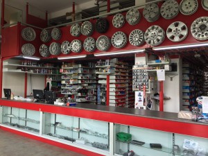 negozio ricambi GM auto carrozzeria
